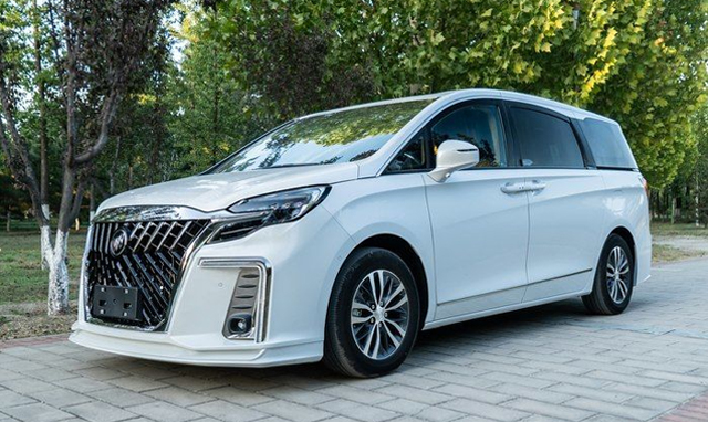 北京中巴车租赁要注意什么？北京中巴车租赁攻略